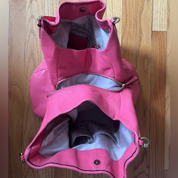 Coach shoulder tote - Picture 4 of 10